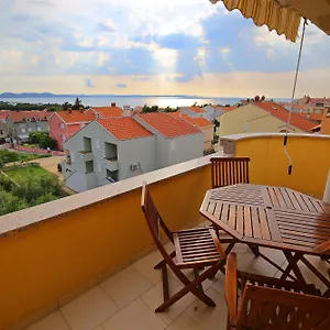https://villa-zubcic.hotelinzadar.com