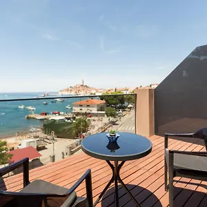 https://bed-breakfast-villa-squero.in-istria.net